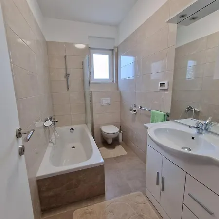 Apartment With Parking Space Mundanije, Rab - 22552