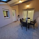 With Parking Space Mundanije, Rab - 22552 Appartement Rab Town